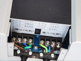 風(fēng)彩220V永磁電機(jī) 2022款驅(qū)動器安裝使用規(guī)范